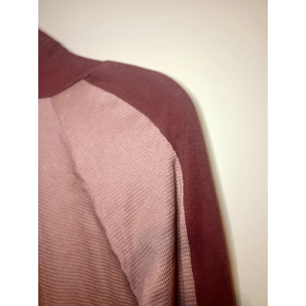 Monrow Funnel Neck Shirt Sweatshirt Top Dry Rose Color Size XL Women's Revolve - Picture 6 of 8